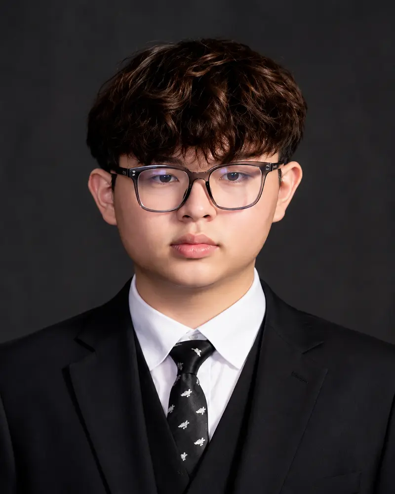 Về Chúng Tôi