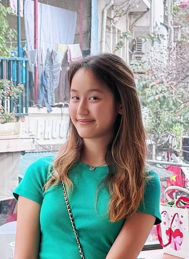 Về Chúng Tôi